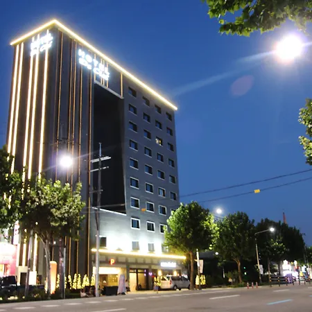 Hotel De Ciel